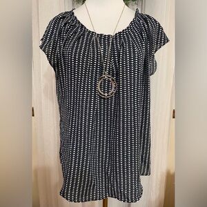 Black and White Patterned Women's Top